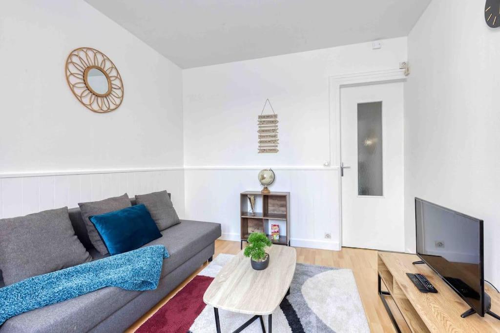 Paris Gentilly Appartement Tout Equipe - Rer B Buitenkant foto